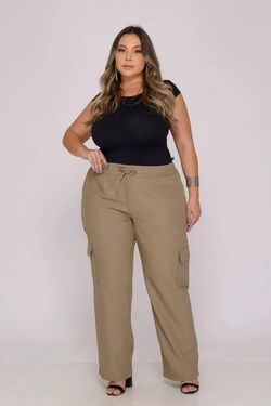 Calça Feminina Plus Size Cargo Confort