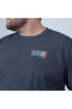 Camiseta Plus Size To Be Yourself