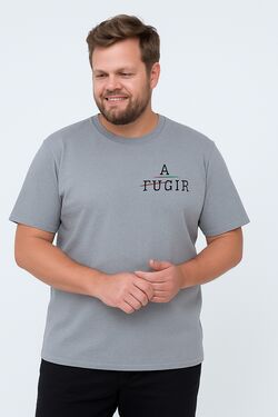 Camiseta Plus Size Fugir ou Agir Cinza