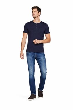 Calça Jeans Slim Fit Plus Size Six One Lavada com Rasgos e Elastano